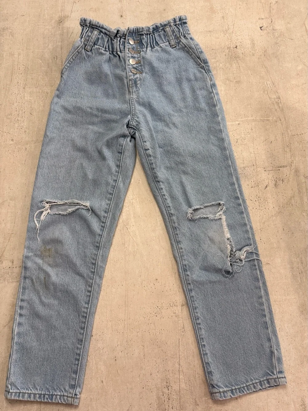 Forever 21 Girls Light Wash Distressed Straight Leg Jeans Size 9/10